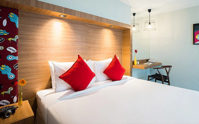 Sunshine Hip Hotel