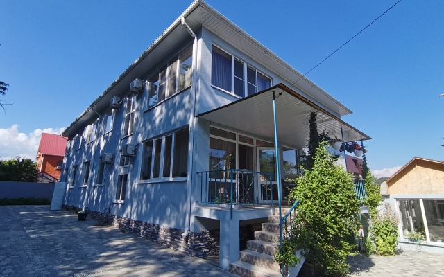Altityud Guest House