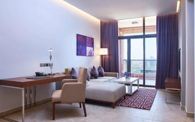 Mercure Suites Dubai Barsha Heights