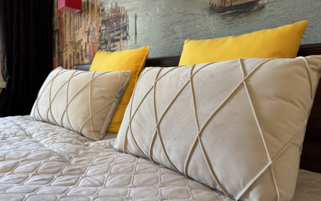 Estetika I Komfort Na Tsvetnom Bulvare Flat