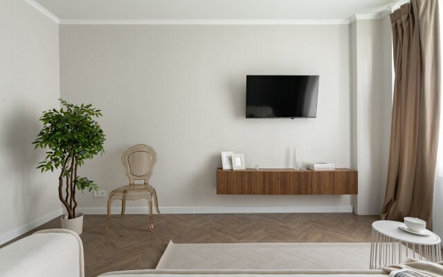 S dvumya konditsionerami i stilnym remontom Apartments