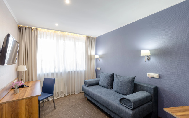 Hotel Mayak