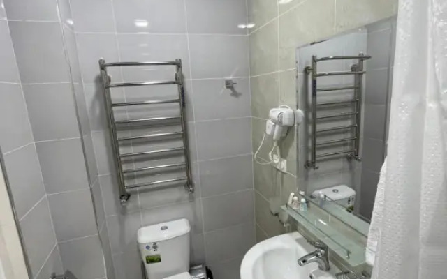 Chinor Hotel