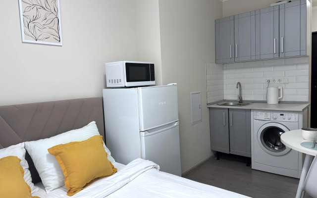Ryadom S M Novogireevo Apartments