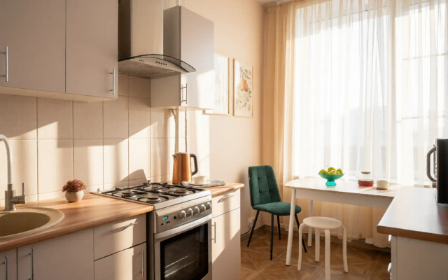 Квартира двухкомнатная Queenstay БотаникАрт рядом с НМИЦ имени Рыжих