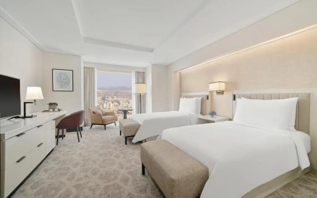 Отель Address Jabal Omar Makkah