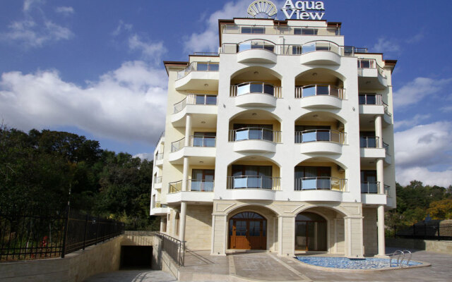 AquaView Hotel