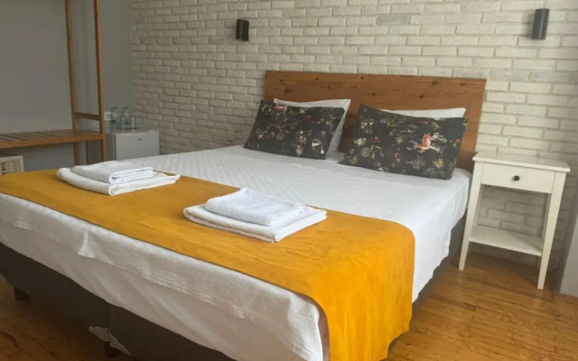 Отель Zurich Oldtown