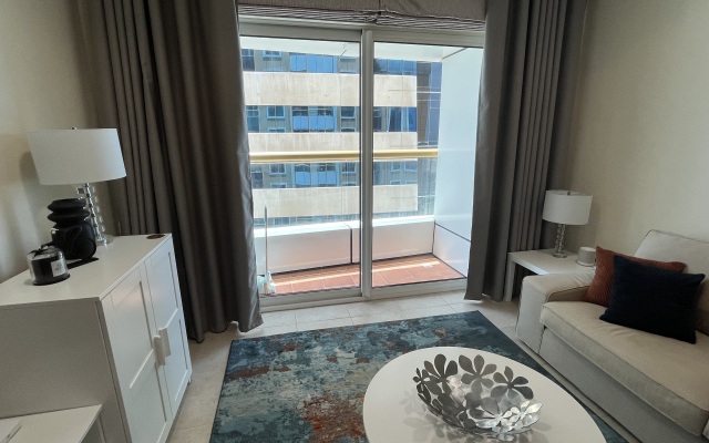 Apartments Contemporary Fully Furnished in Dubai Marina
