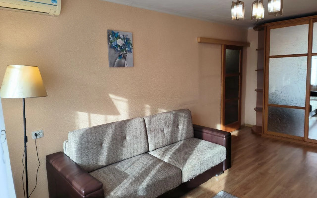 Na Panfilovtsev 41 Flat