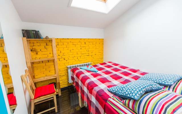 Gallery And More Guest House