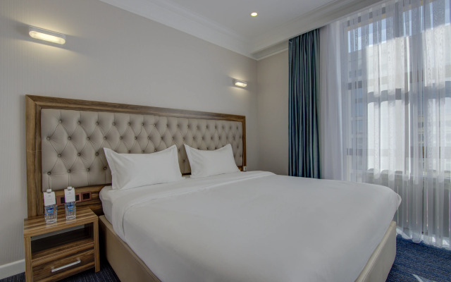Resident Hotel