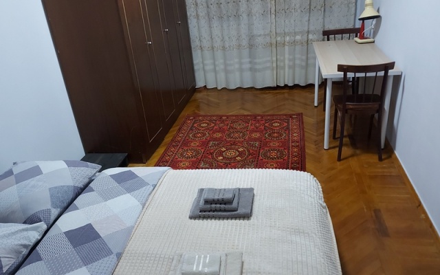 V Rayone Meduniversiteta Flat