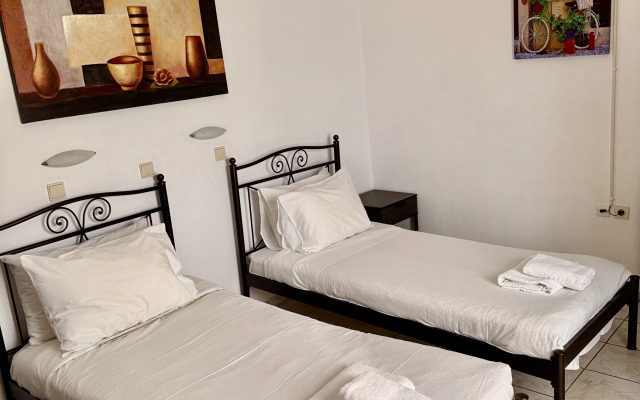 Мини-отель Aegean Nest Studios - Adults only