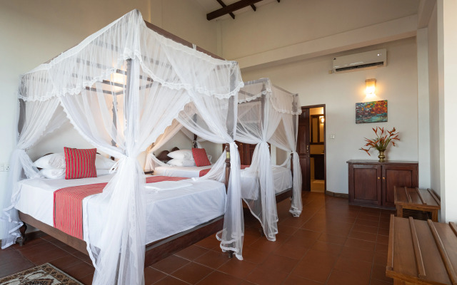 South Point Ocean 8 bedroom beach front Villa