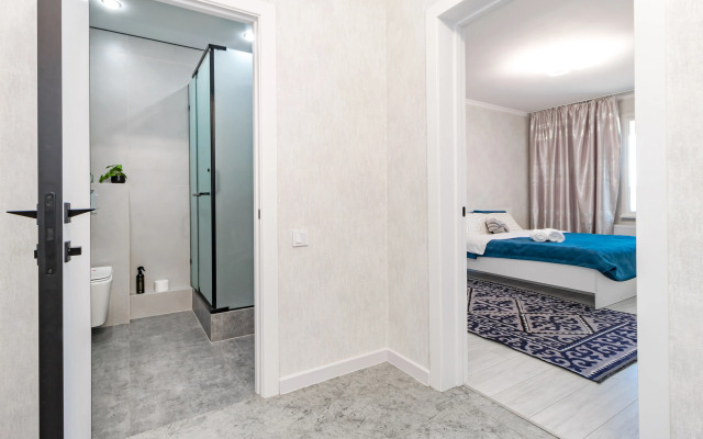 Khalal u Krupneyshey Mecheti Tsentralnoy Azii I Expo Tsentra Apartments