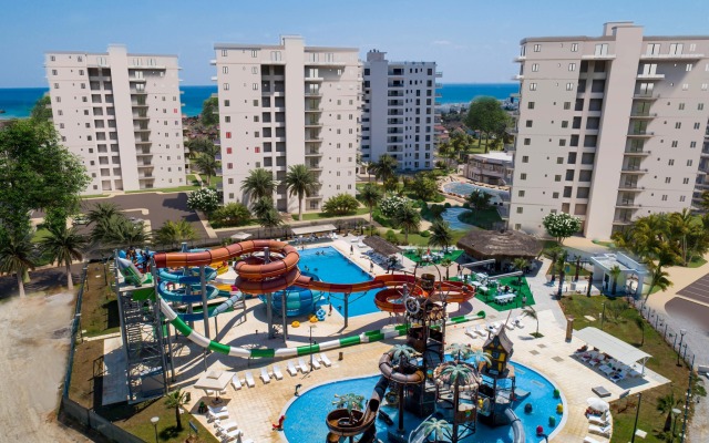 Sophia Pool Apartments (Caesar Blue)