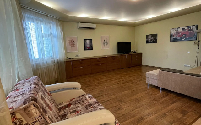 Апартаменты Просторные на Карла Маркса