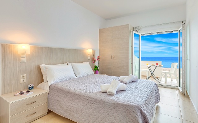 Fodele Beachfront Apart-Hotel