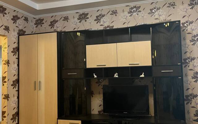 Kak Doma V Tsentre Apartments