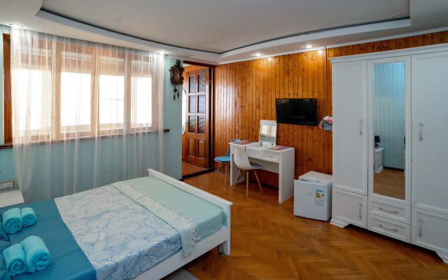 Kray Morya Guest House