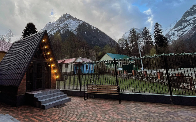 Teberda_a_frame Recreation camp