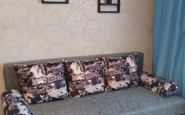 Flat Na Ulitse Zhukovskogo 47