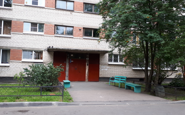 Zelen Apartments