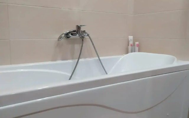 Aprel' V tsentre goroda Flat