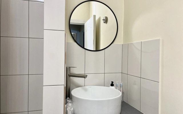 Svetlaya Studiya S Balkonom Apartments