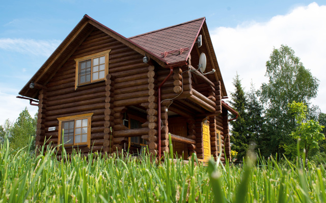 Novgorodskaya Derevnya Cottage