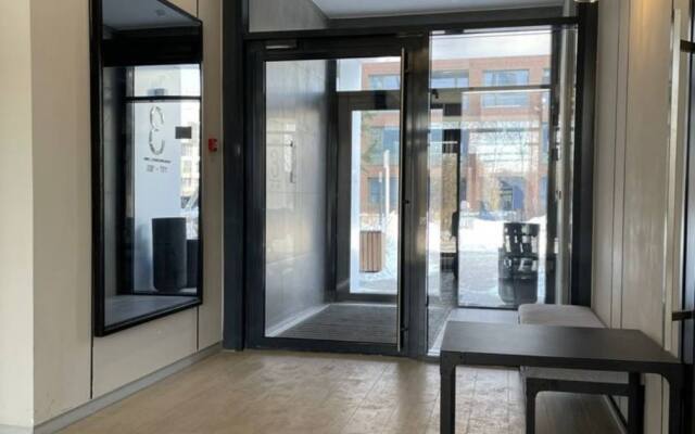 MoonRoom 72 V Yevropeyskom ryadom s akvaparkom Flat