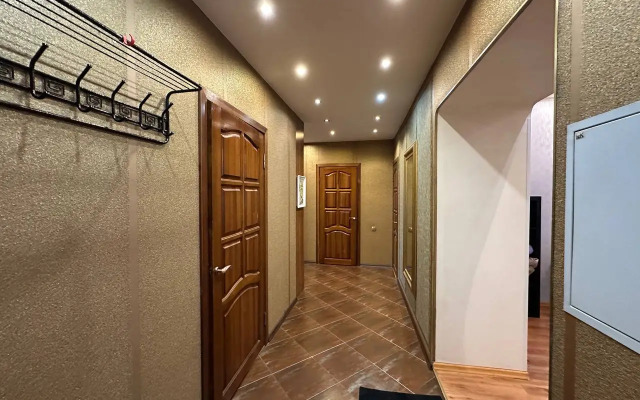 Квартира Большая в Центре Города с Парковочным Местом