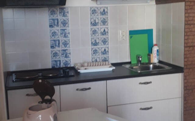 Yani Guest House