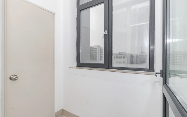 Svetlye I Sovremennye Ryadom S Dostoprimechatelnostyami Apartments