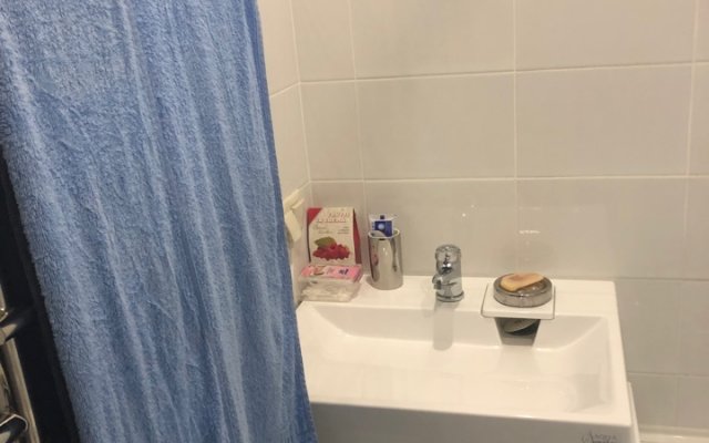 Dvuhkomnatnaya Kvartira Na Oktyabr'skoj 13 Flat