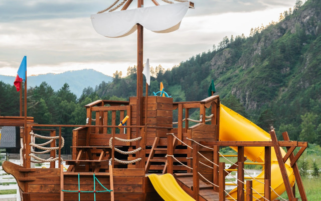 Отель Альпинс Residence