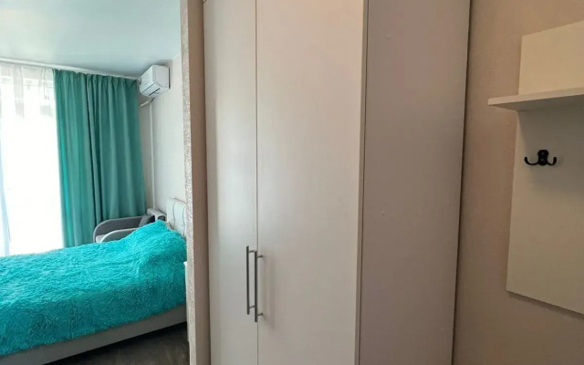 Квартира Cтудия с Видом на Бacсeйн в ЖК Кипарис 184