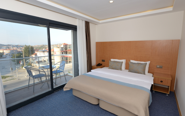 Saatli Hotel