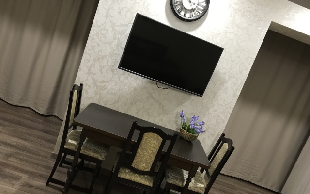 Studiya V Novostroyke Na Pervom Etazhe Apartments