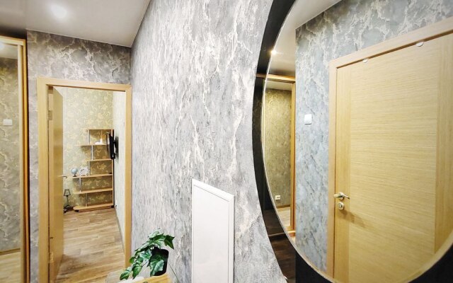 Uyutnaya Guru vozle Dendrariya Flat