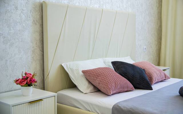 Ryadom S Muzykalnym Teatrom Flat