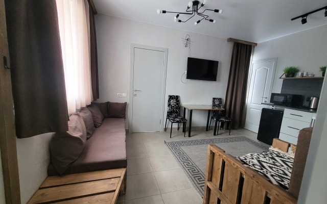 "M-60" mini-hotel