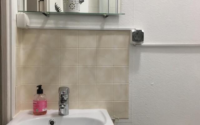 Hostel Esenin