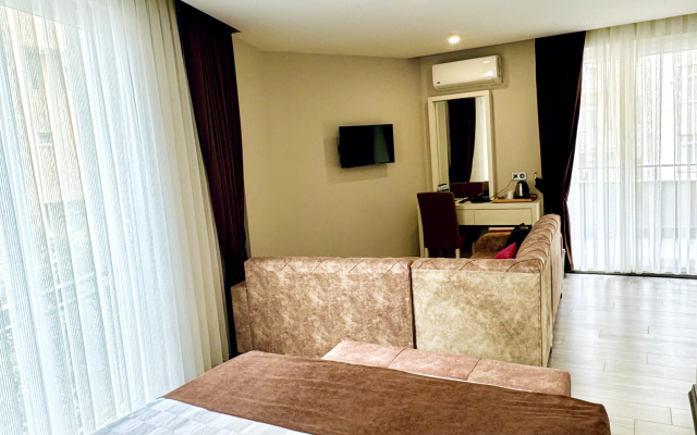 Toprak City Antalya Hotel