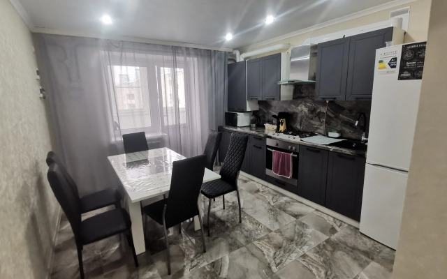 Uyutnaya S Sovremennym Remontom Flat