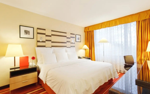 Отель AZIMUT Сити Отель Олимпик Москва World Atomic Week