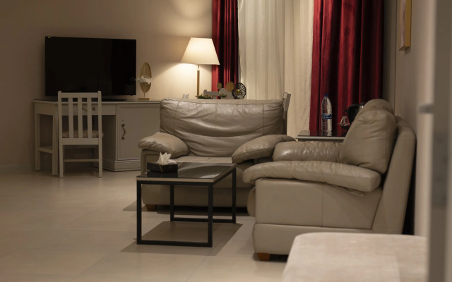 Amman West Luxury Hotel