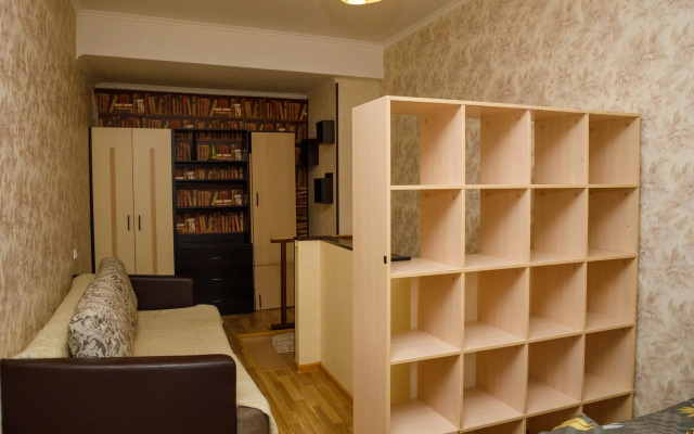 Dvukhurovnevye Ryadom S Parkom Apartments