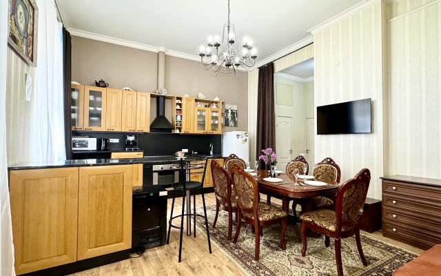 Квартира SpbStay Просторная Возле Дворцовой Площади и Эрмитажа (до 16 чел) — фото 3